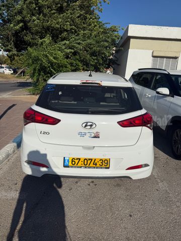 יונדאי i20