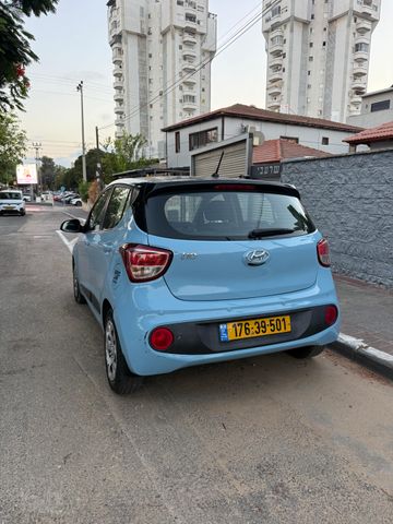 יונדאי i10