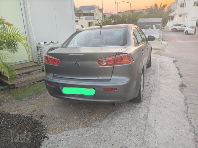 מיצובישי לנסר