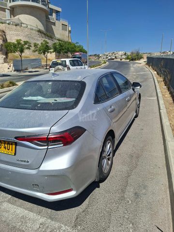 מודעת רכב טויוטה קורולה