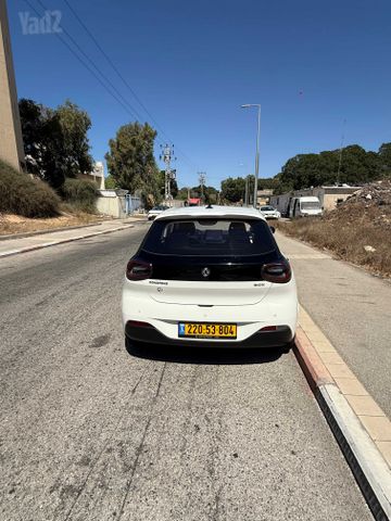 מודעת רכב דונגפנג בוקס