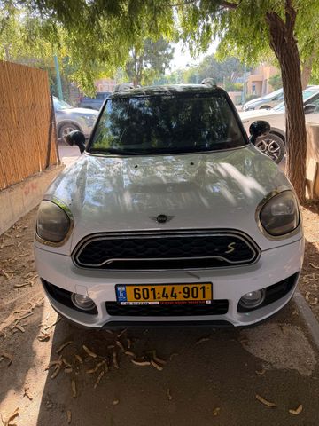 מודעת רכב מיני קאנטרימן