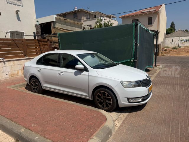 מודעת רכב סקודה ראפיד