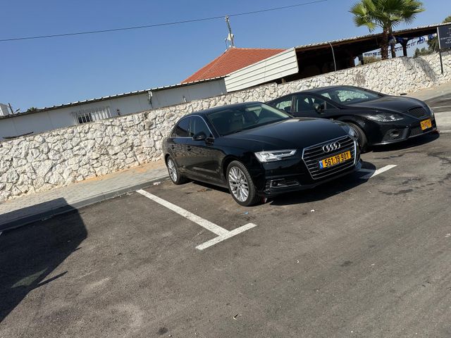 אאודי A4