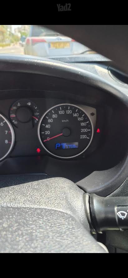 יונדאי i20