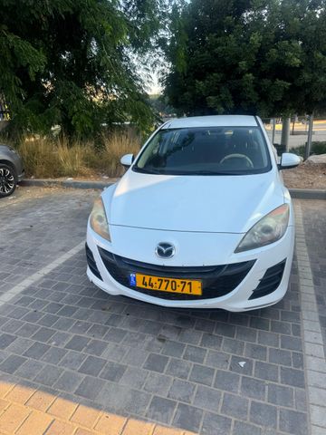 מאזדה 3