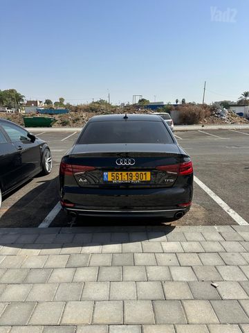 אאודי A4