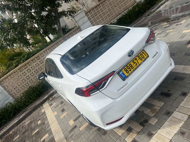 טויוטה קורולה