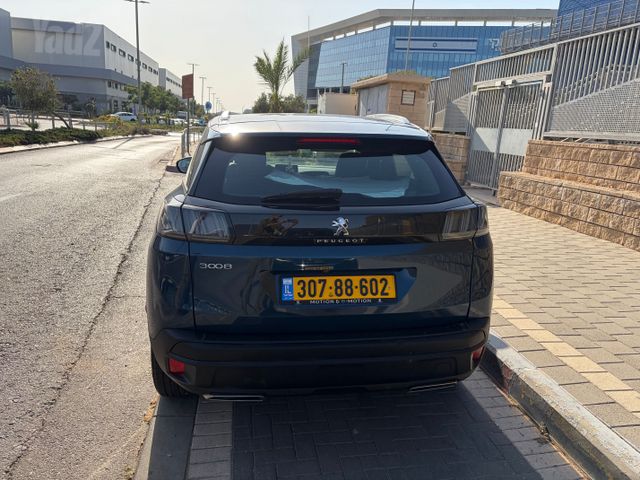 פיג'ו 3008