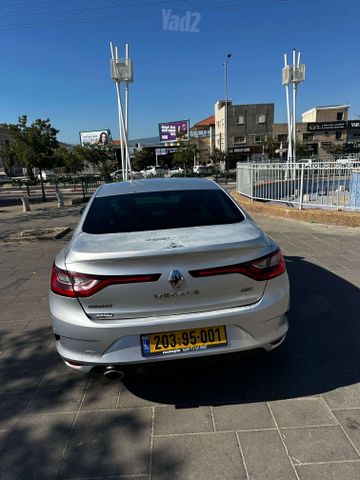 רנו מגאן