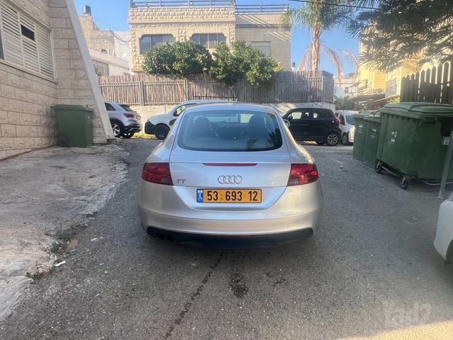 אאודי TT