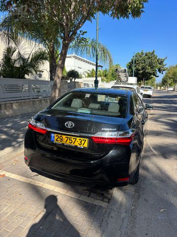 טויוטה קורולה