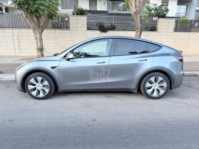 טסלה מודל Y