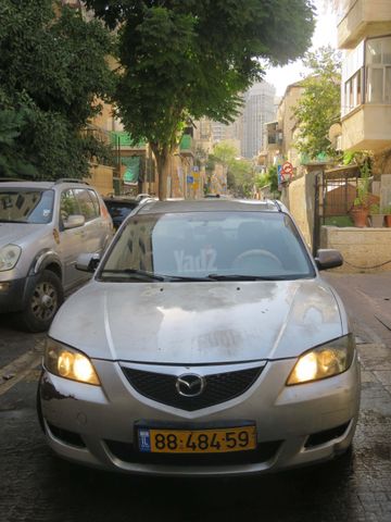 מודעת רכב מאזדה 3