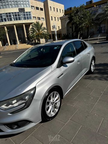 רנו מגאן