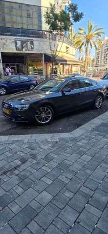 אאודי A5