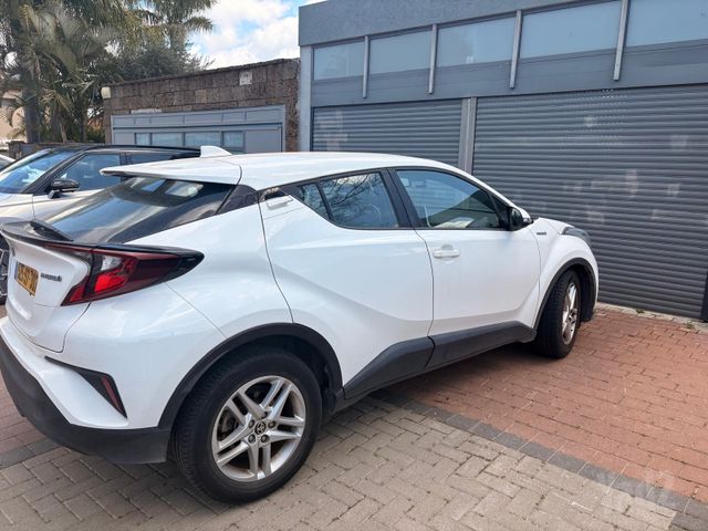 טויוטה C-HR