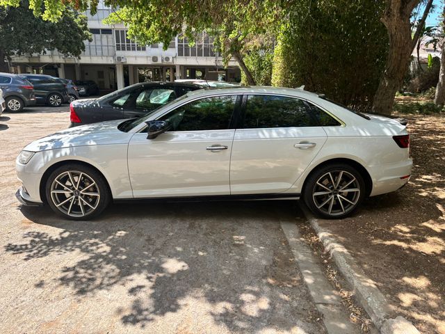 אאודי A4