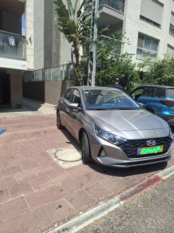 מודעת רכב יונדאי i20
