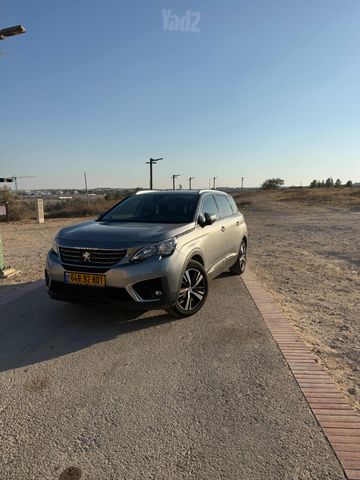 פיג'ו 5008