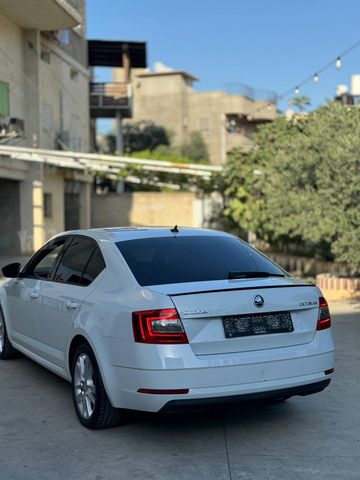 סקודה אוקטביה