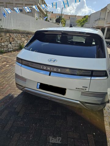יונדאי איוניק 5