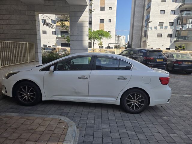 מודעת רכב טויוטה אוונסיס