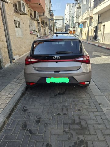 יונדאי i20