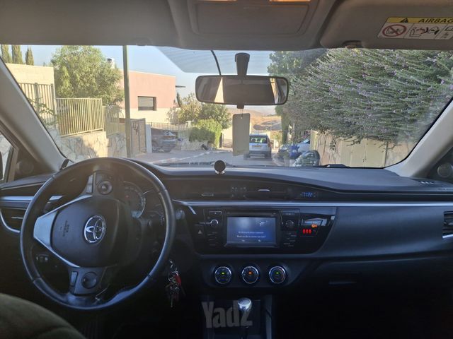 טויוטה קורולה