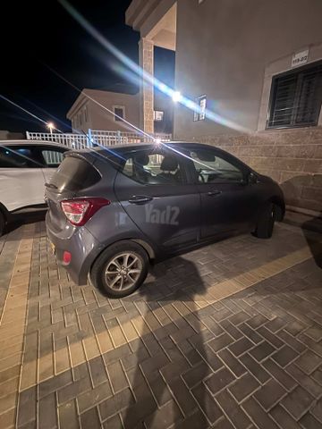 יונדאי i10