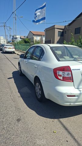 סוזוקי SX4