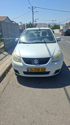 סוזוקי SX4