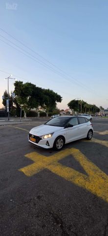 יונדאי i20