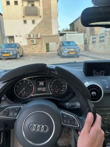 אאודי A1