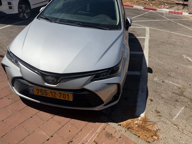 טויוטה קורולה