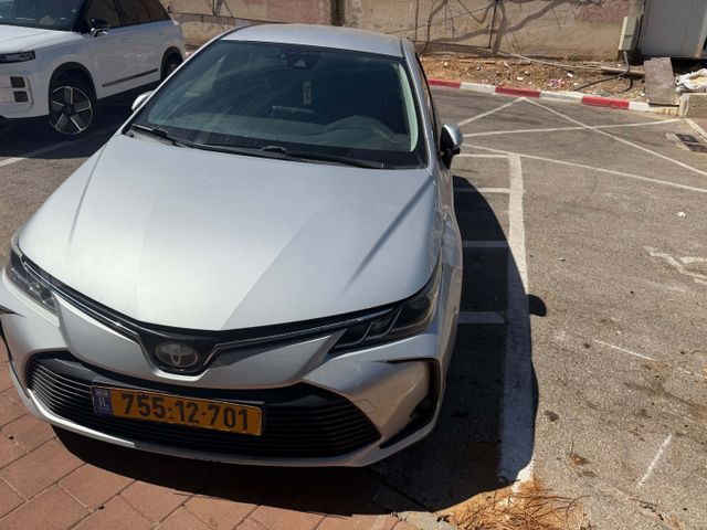 טויוטה קורולה