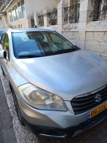 סוזוקי קרוסאובר