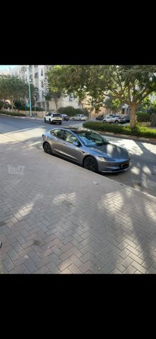 טסלה מודל 3