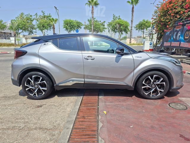 טויוטה C-HR