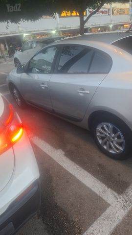 רנו פלואנס
