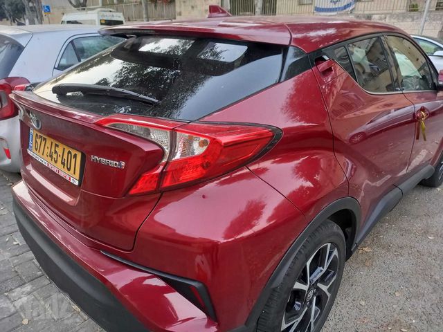 C-HR Executive היברידי אוט׳ 1.8 (122 כ״ס) [2017-2020]