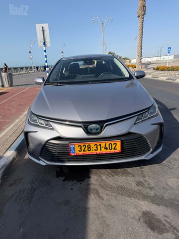 מודעת רכב טויוטה קורולה