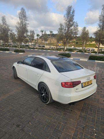אאודי A4