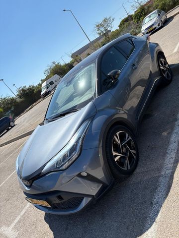 טויוטה C-HR