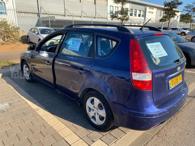 יונדאי i30