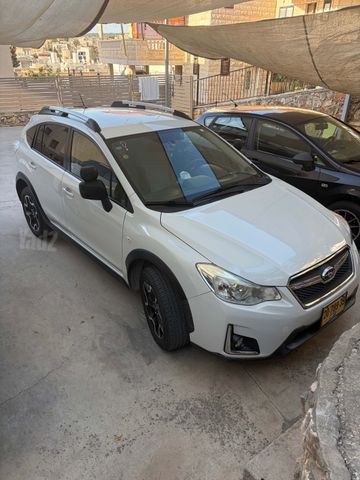 מודעת רכב סובארו XV