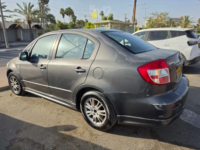 סוזוקי SX4