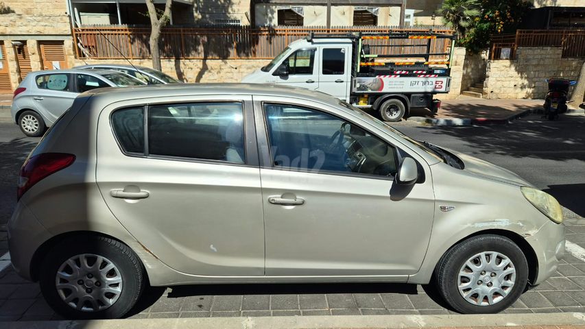 יונדאי i20
