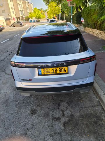 ג'אקו J7