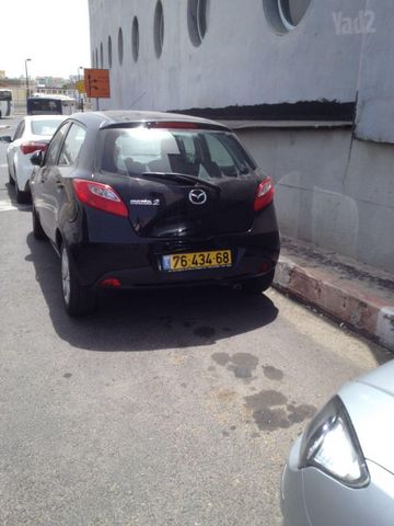 מודעת רכב מאזדה 2